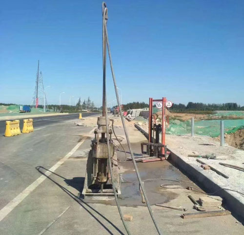 东光公路高聚物注浆加固